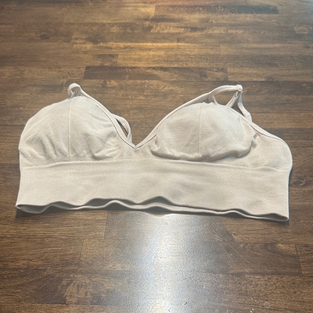 LAST CHANCE OFFER: Alphalete Cream Bralette